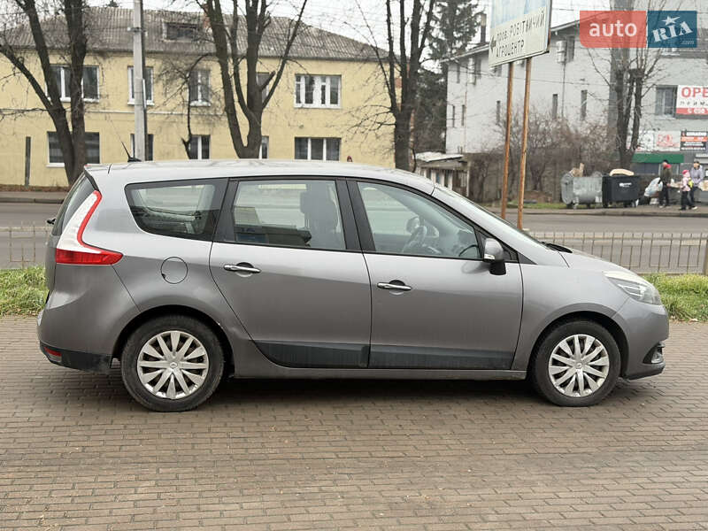 Минивэн Renault Grand Scenic 2013 в Ровно