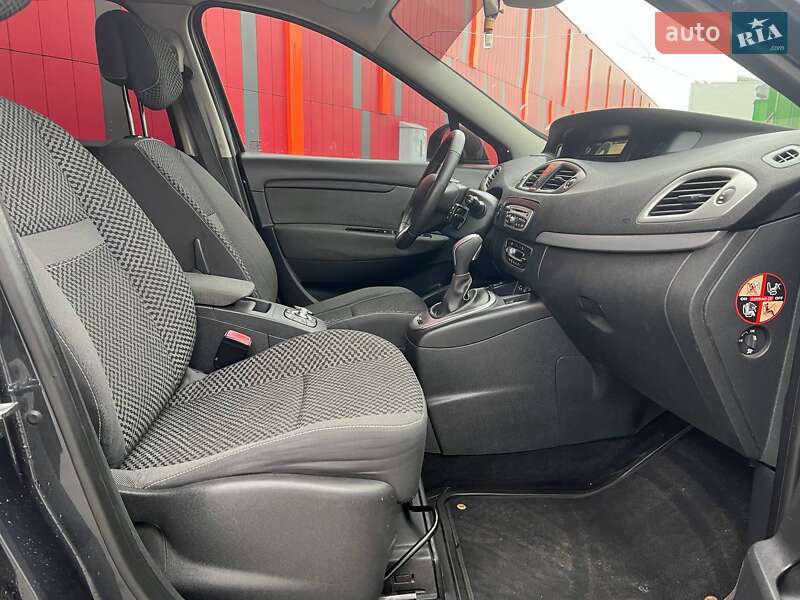 Мінівен Renault Grand Scenic 2011 в Києві фото 10 Мінівен Renault Grand Scenic 2011 в Києві