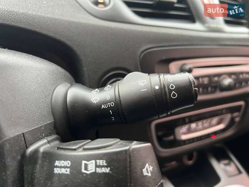 Мінівен Renault Grand Scenic 2011 в Києві фото 22 Мінівен Renault Grand Scenic 2011 в Києві