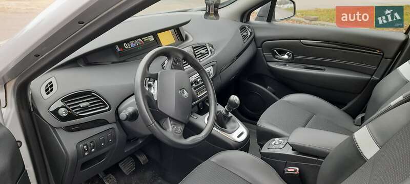 Минивэн Renault Grand Scenic 2013 в Тернополе фото 49 Минивэн Renault Grand Scenic 2013 в Тернополе