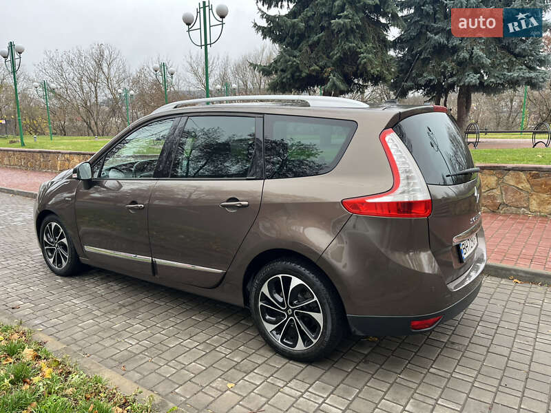 Мінівен Renault Grand Scenic 2013 в Могилів-Подільському фото 14 Мінівен Renault Grand Scenic 2013 в Могилів-Подільському