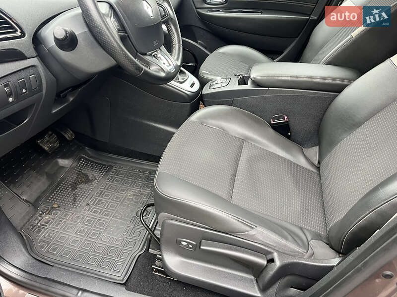 Мінівен Renault Grand Scenic 2013 в Могилів-Подільському фото 38 Мінівен Renault Grand Scenic 2013 в Могилів-Подільському