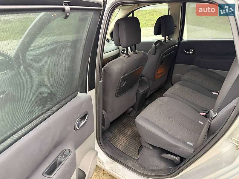 Мінівен Renault Grand Scenic 2006 в Дніпрі фото 10 Мінівен Renault Grand Scenic 2006 в Дніпрі