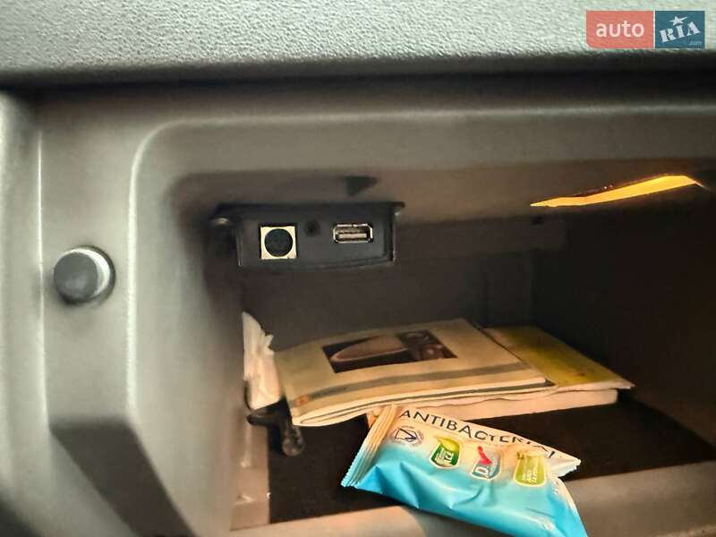 Мінівен Renault Grand Scenic 2006 в Дніпрі фото 15 Мінівен Renault Grand Scenic 2006 в Дніпрі