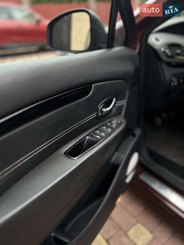 Мінівен Renault Grand Scenic 2014 в Тернополі