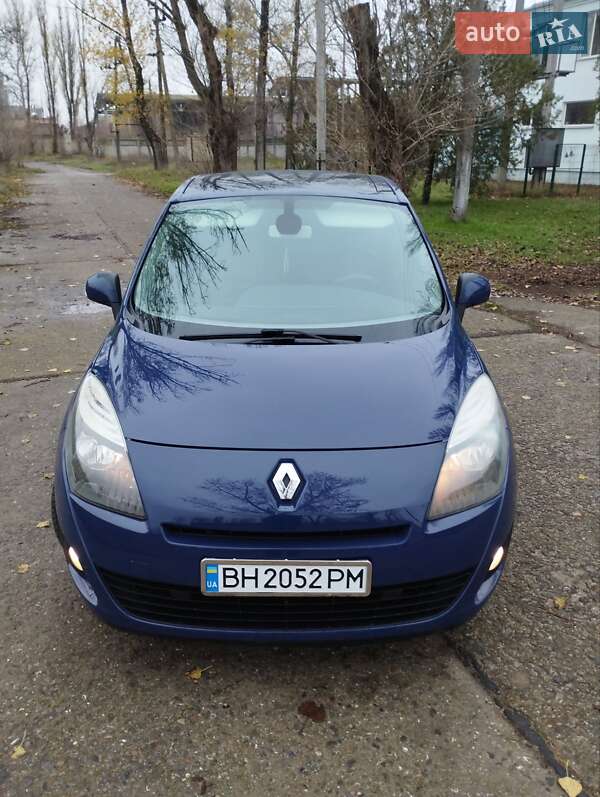 Минивэн Renault Grand Scenic 2009 в Белгороде-Днестровском