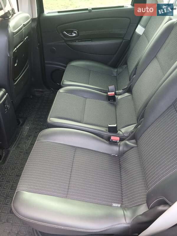 Минивэн Renault Grand Scenic 2011 в Сумах