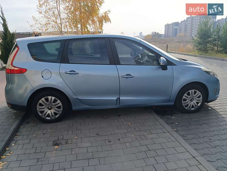 Минивэн Renault Grand Scenic 2011 в Хмельницком