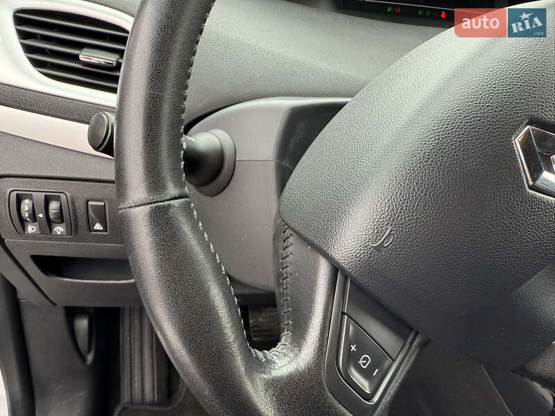 Минивэн Renault Grand Scenic 2014 в Луцке фото 26 Минивэн Renault Grand Scenic 2014 в Луцке