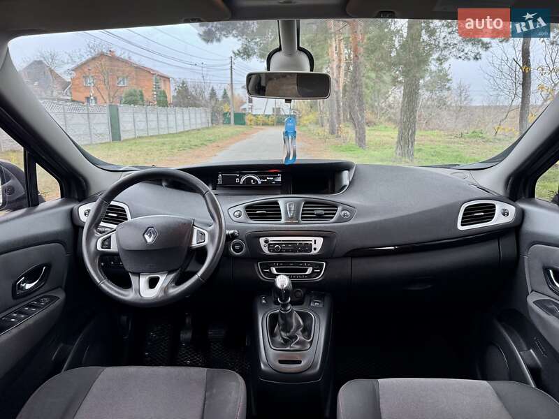 Мінівен Renault Grand Scenic 2012 в Києві