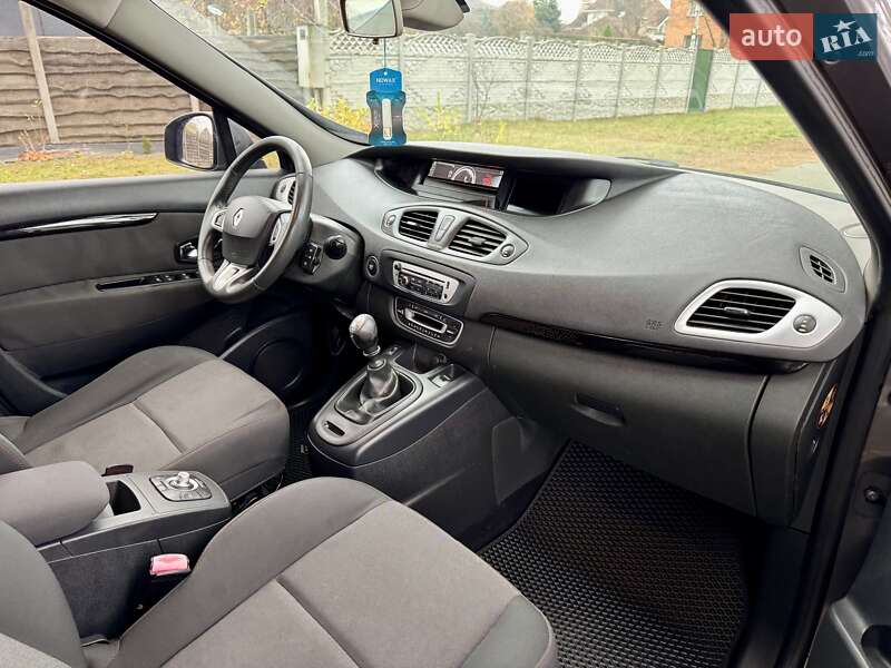 Мінівен Renault Grand Scenic 2012 в Києві