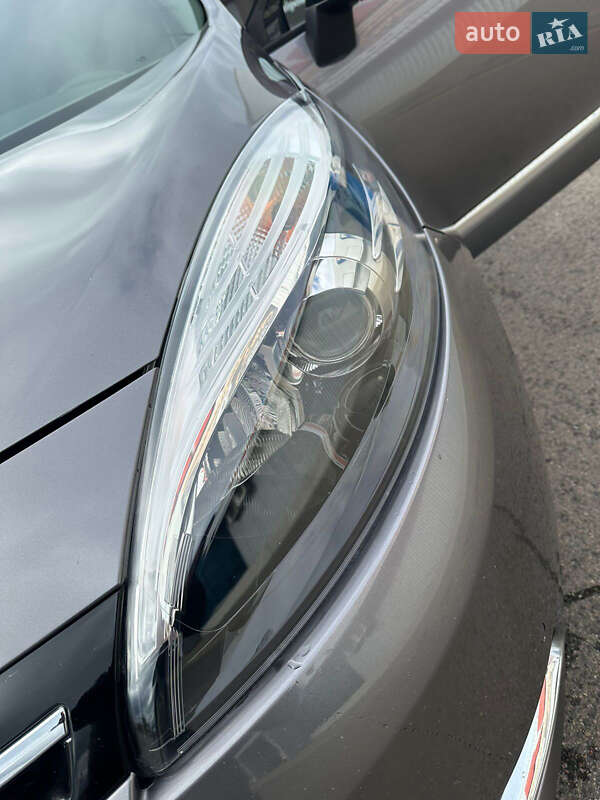 Мінівен Renault Grand Scenic 2012 в Луцьку фото 16 Мінівен Renault Grand Scenic 2012 в Луцьку