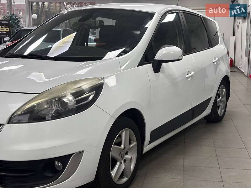 Мінівен Renault Grand Scenic 2012 в Києві фото 5 Мінівен Renault Grand Scenic 2012 в Києві