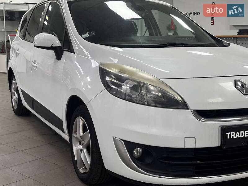Мінівен Renault Grand Scenic 2012 в Києві фото 3 Мінівен Renault Grand Scenic 2012 в Києві
