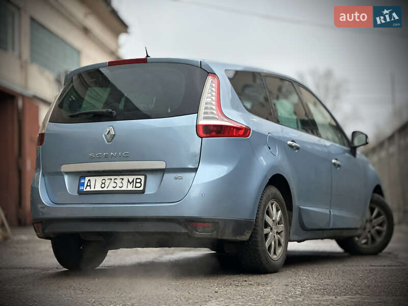 Минивэн Renault Grand Scenic 2011 в Киеве
