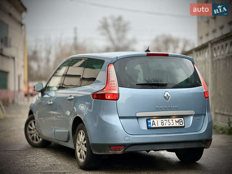 Минивэн Renault Grand Scenic 2011 в Киеве