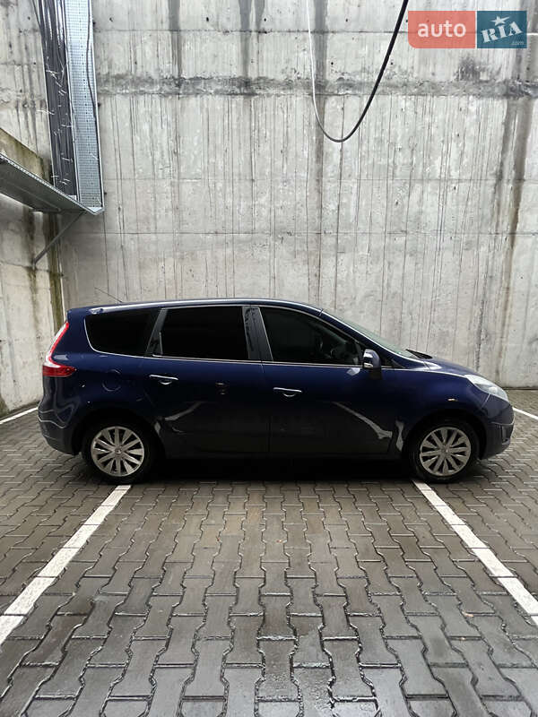 Минивэн Renault Grand Scenic 2009 в Киеве