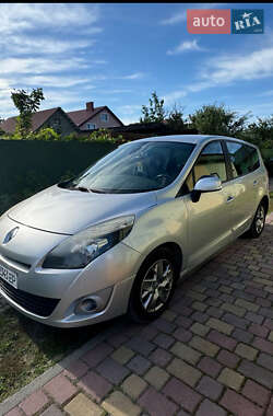 Минивэн Renault Grand Scenic 2011 в Львове