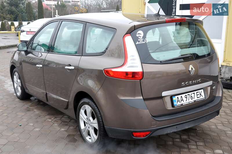 Минивэн Renault Grand Scenic 2011 в Львове фото 12 Минивэн Renault Grand Scenic 2011 в Львове