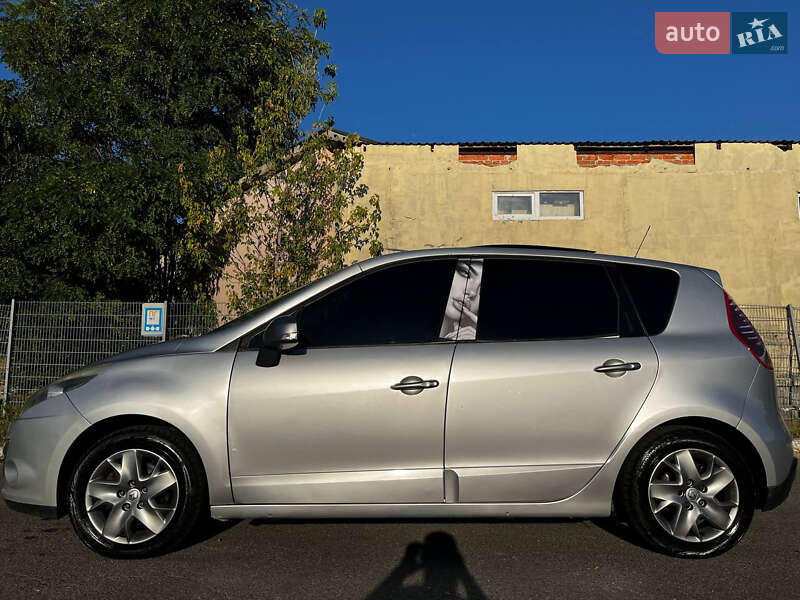 Мінівен Renault Grand Scenic 2011 в Тетієві