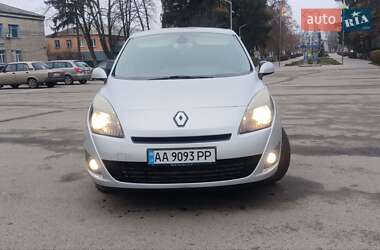 Минивэн Renault Grand Scenic 2011 в Киеве