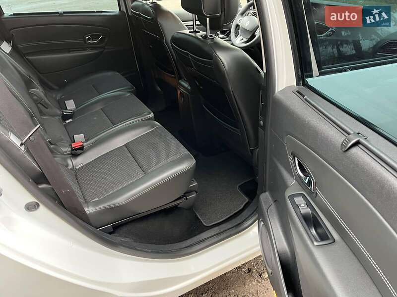 Минивэн Renault Grand Scenic 2012 в Красилове