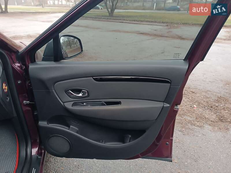 Минивэн Renault Grand Scenic 2013 в Славутиче