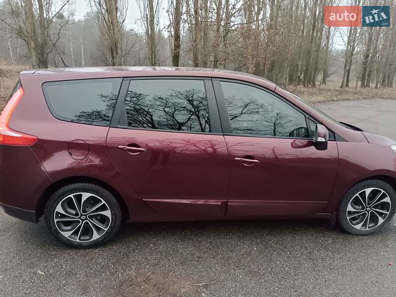 Минивэн Renault Grand Scenic 2013 в Славутиче