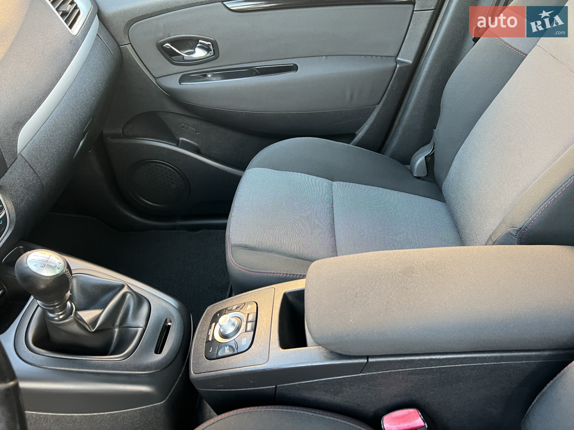 2013 Renault Scenic - мініатюра 38