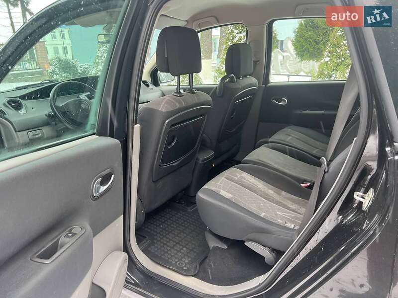 Минивэн Renault Grand Scenic 2005 в Калиновке