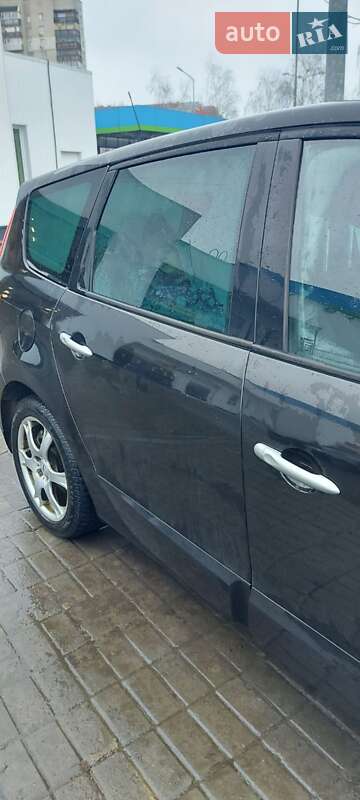 Минивэн Renault Grand Scenic 2009 в Сумах