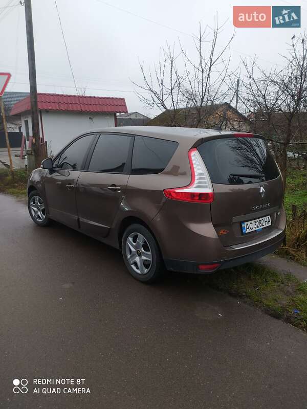 Мінівен Renault Grand Scenic 2011 в Володимирі