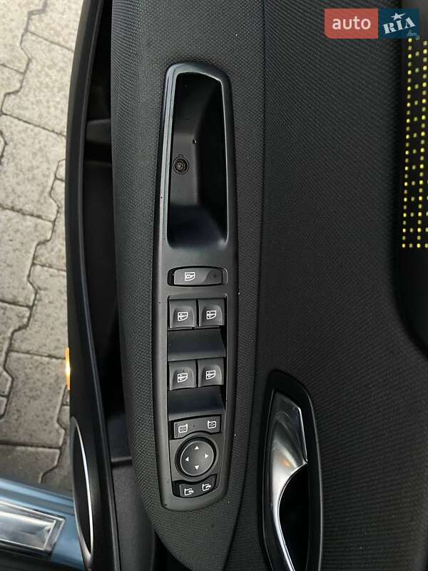 Мінівен Renault Grand Scenic 2009 в Луцьку