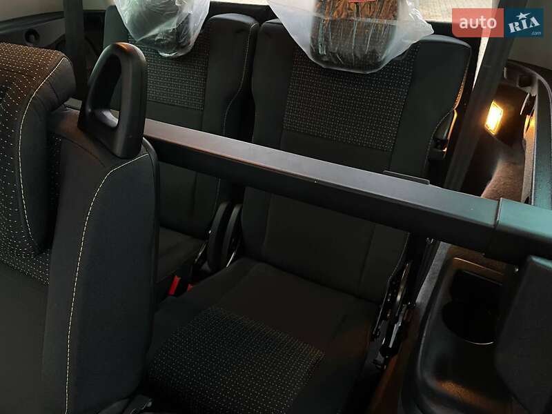 Мінівен Renault Grand Scenic 2009 в Луцьку