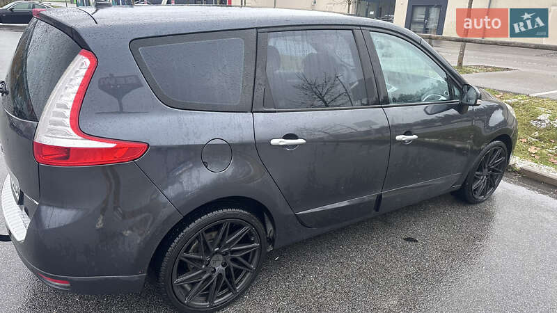 Минивэн Renault Grand Scenic 2009 в Харькове