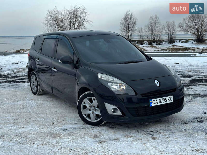 Минивэн Renault Grand Scenic 2011 в Черкассах