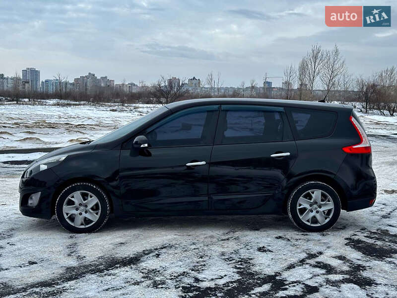 Минивэн Renault Grand Scenic 2011 в Черкассах