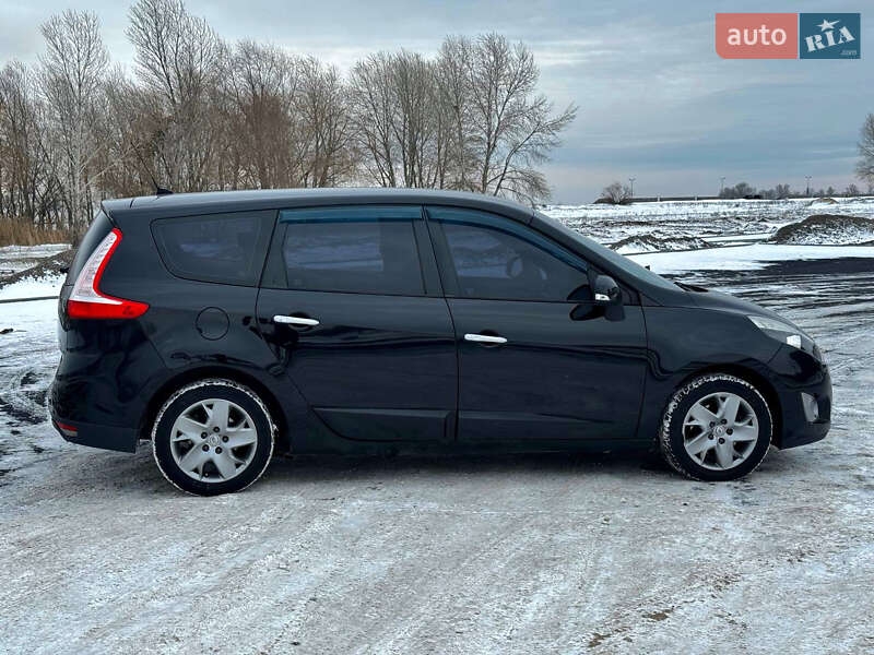 Минивэн Renault Grand Scenic 2011 в Черкассах