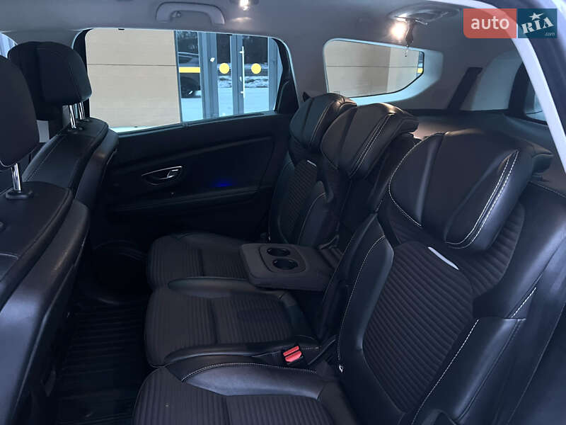 Минивэн Renault Grand Scenic 2017 в Луцке