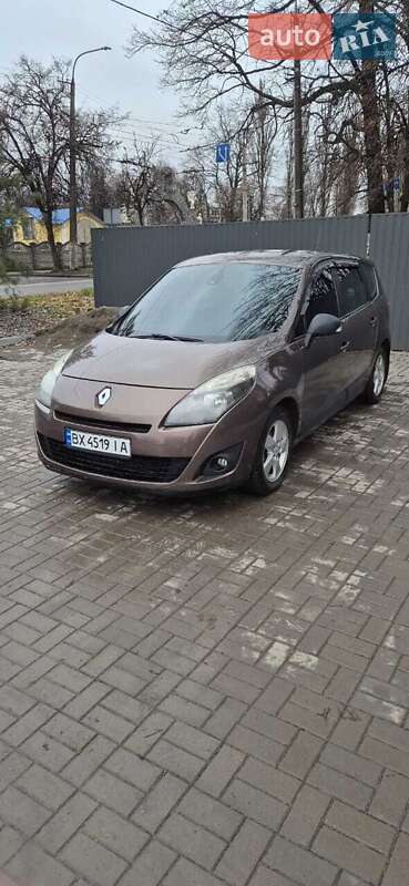 Renault Grand Scenic 2009