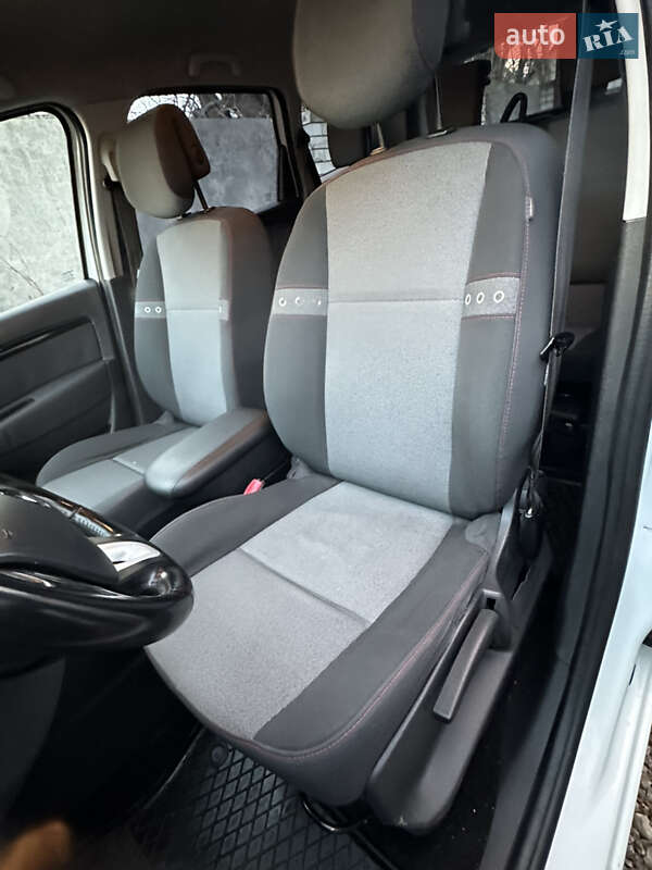 Минивэн Renault Grand Scenic 2013 в Днепре фото 14 Минивэн Renault Grand Scenic 2013 в Днепре