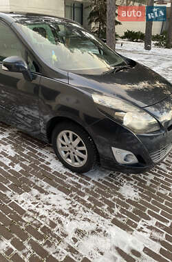 Минивэн Renault Grand Scenic 2010 в Вышгороде