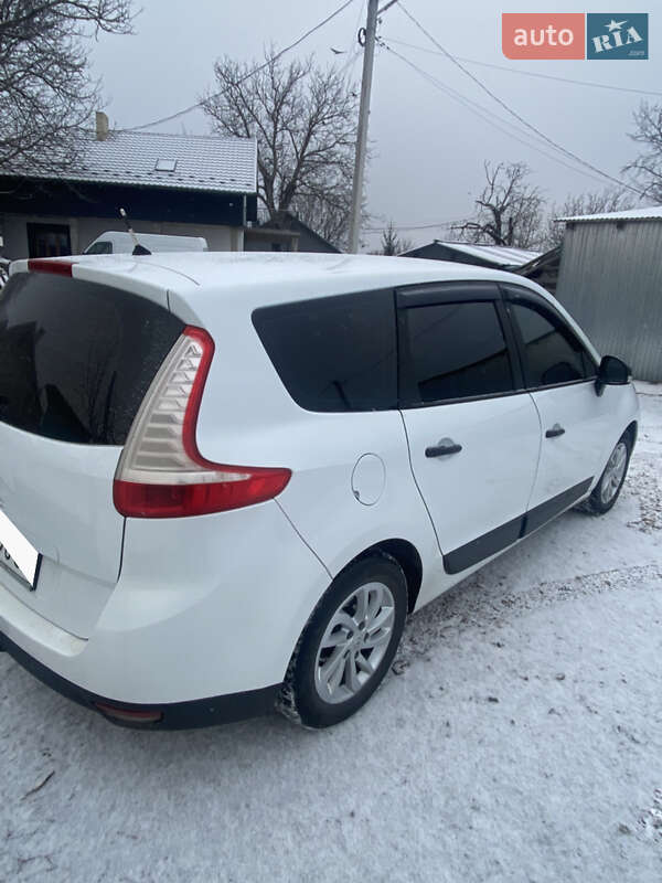 Мінівен Renault Grand Scenic 2009 в Кіцмані