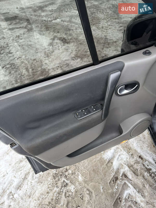 Минивэн Renault Grand Scenic 2006 в Житомире фото 11 Минивэн Renault Grand Scenic 2006 в Житомире
