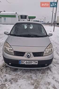 Минивэн Renault Grand Scenic 2004 в Сокольниках