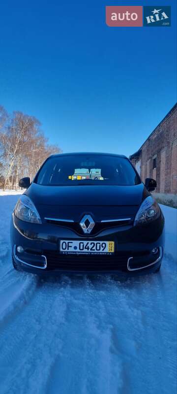 Renault Grand Scenic 2012