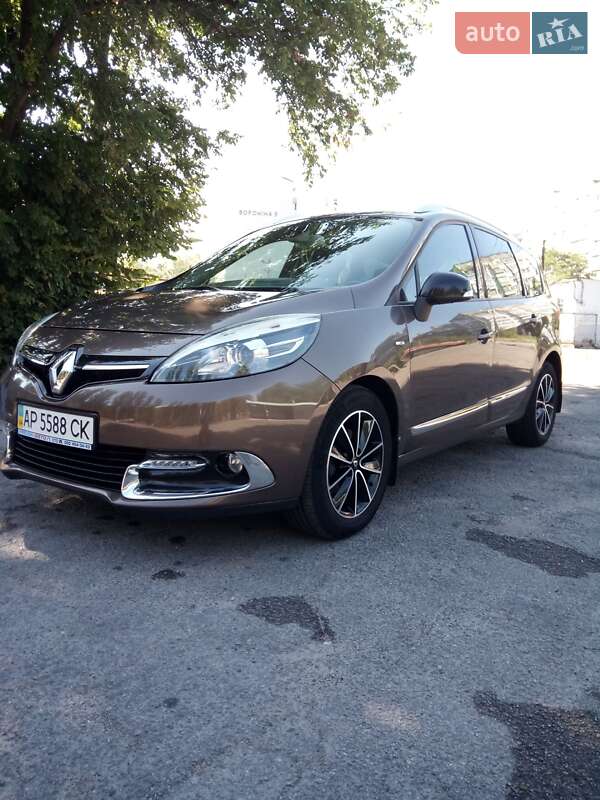 Renault Grand Scenic 2013