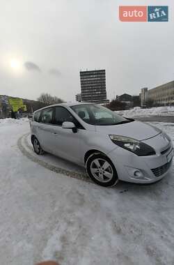 Минивэн Renault Grand Scenic 2011 в Ивано-Франковске