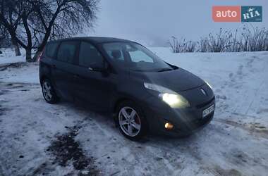 Мінівен Renault Grand Scenic 2010 в Нововолинську