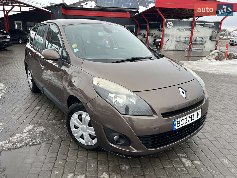 Renault Grand Scenic 2010